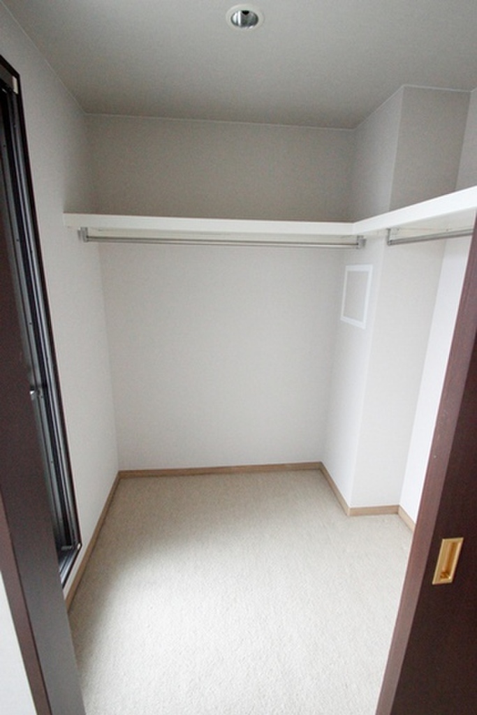 (7/32) 収納 (7/32) 収納