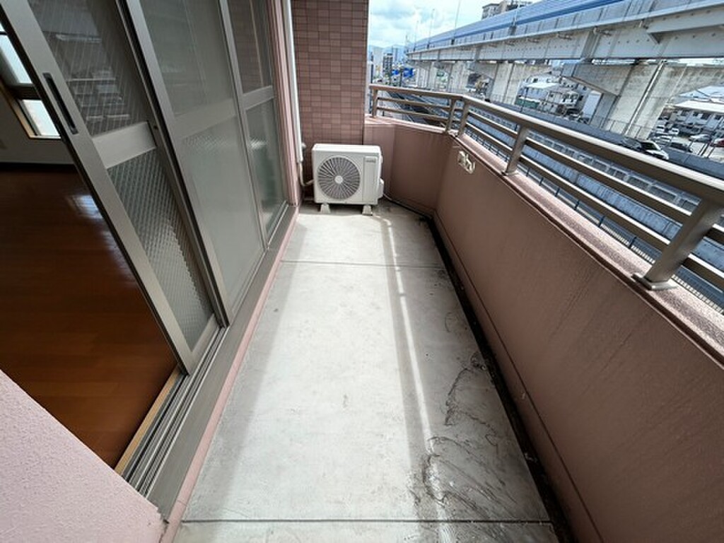 (4/24) バルコニー (4/24) バルコニー