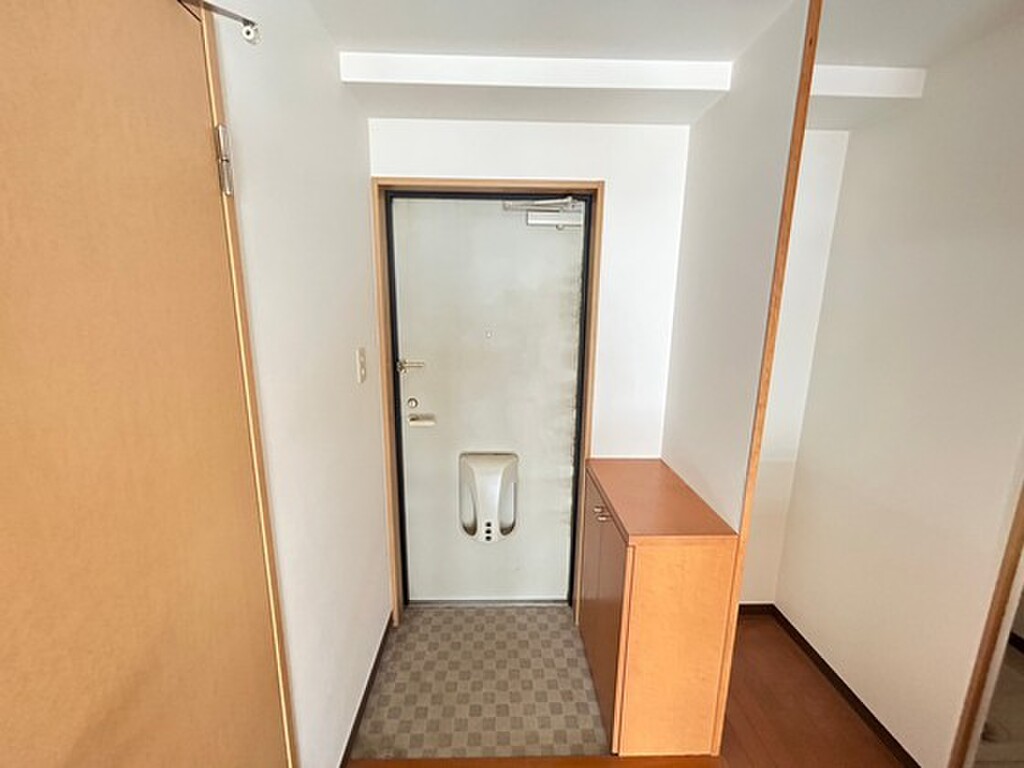 (11/24) 玄関 (11/24) 玄関