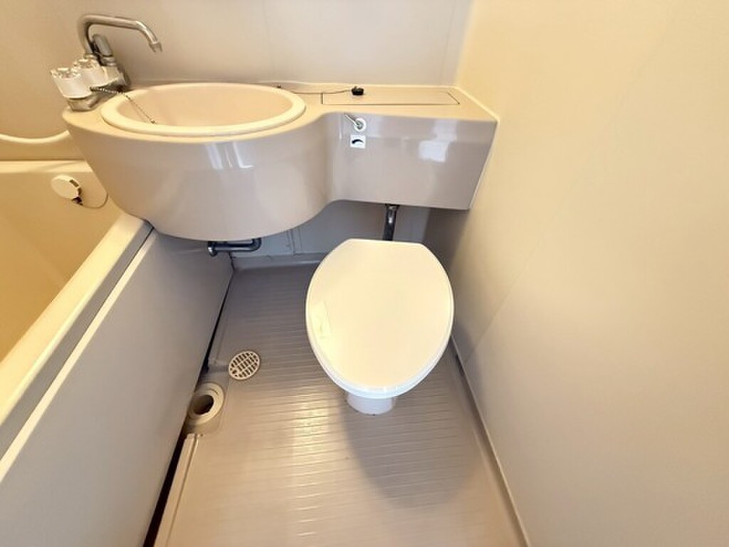 (8/21) トイレ (8/21) トイレ