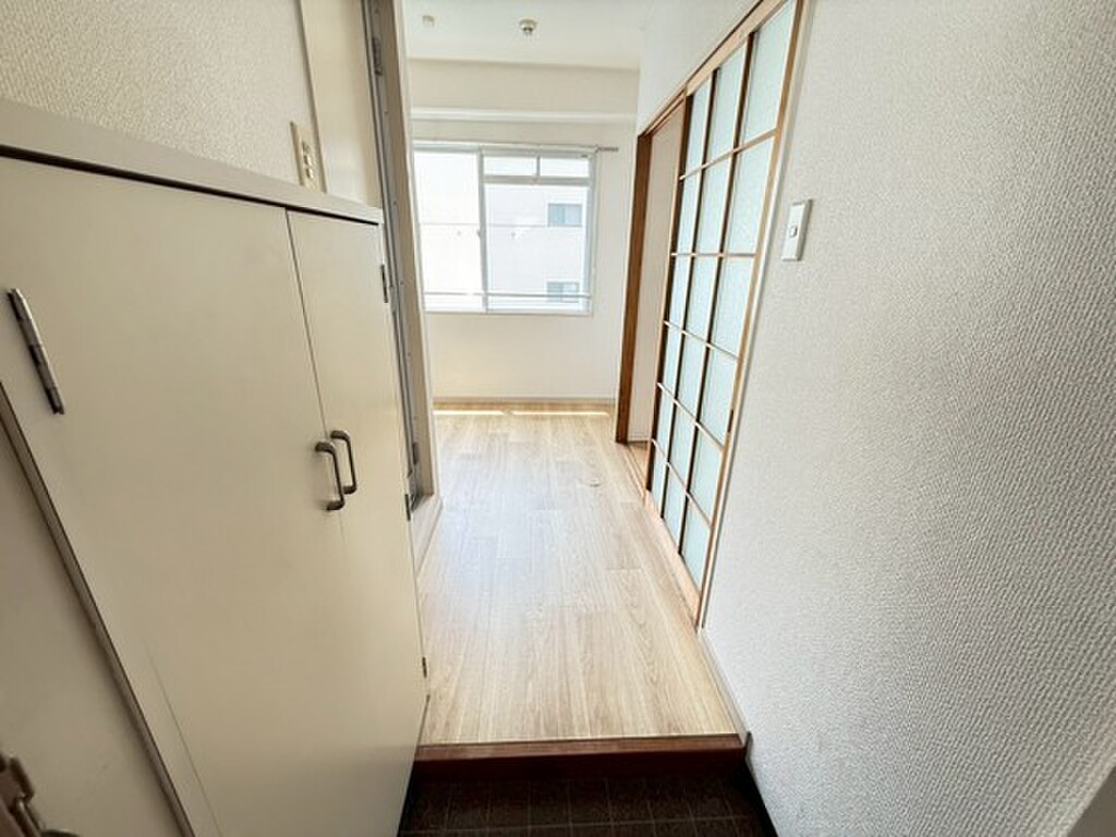 (12/21) 玄関 (12/21) 玄関