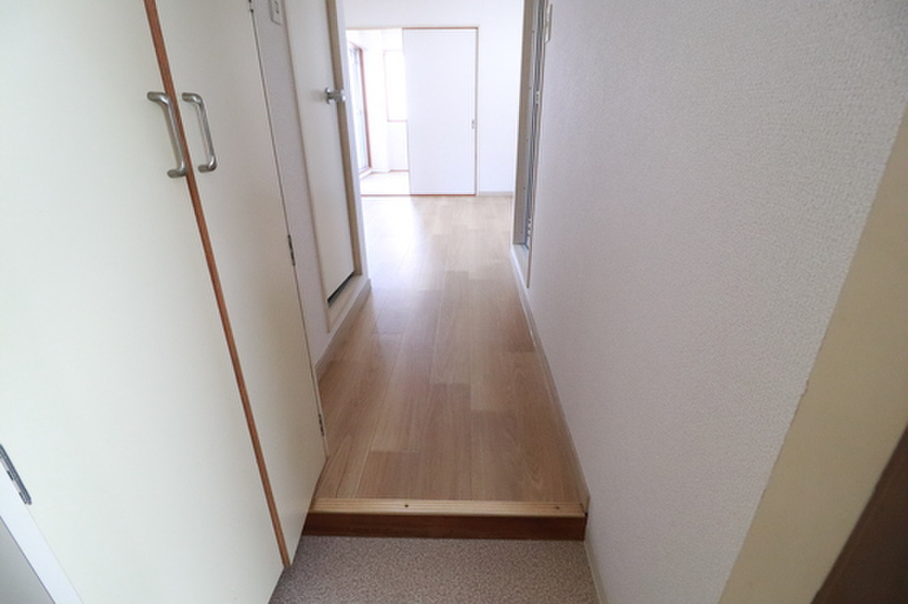 (7/22) 玄関 (7/22) 玄関