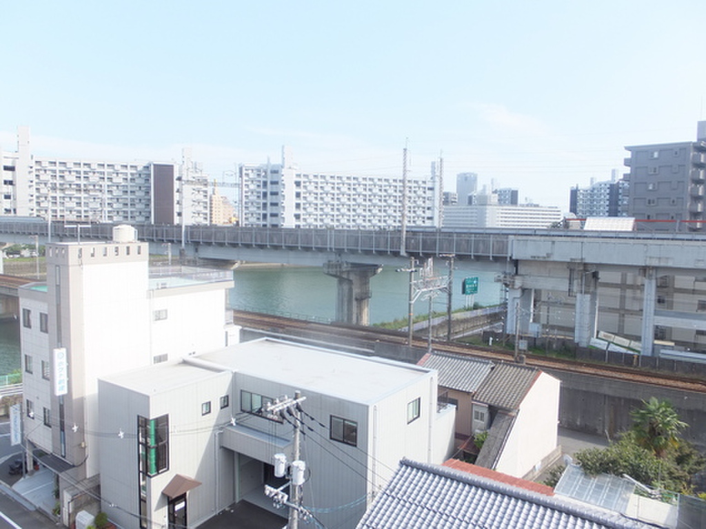 (13/19) 眺望 (13/19) 眺望