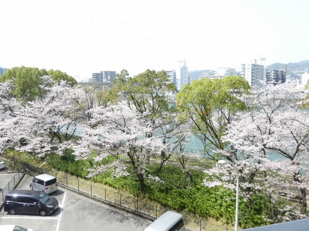 (12/23) 眺望 (12/23) 眺望