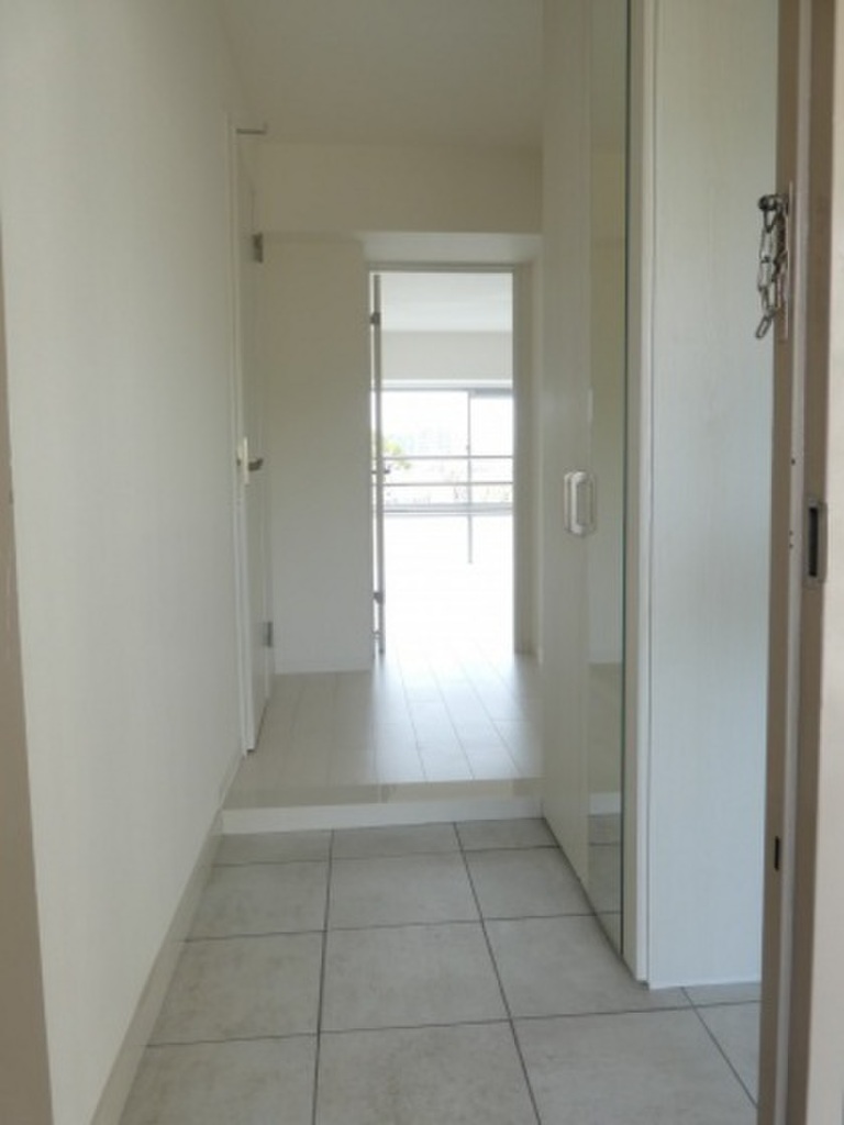 (10/23) 玄関 (10/23) 玄関