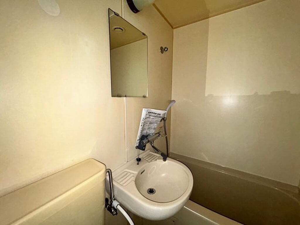 (5/22) ※別号室の写真です