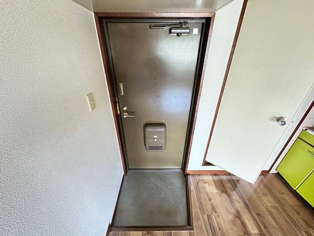 (11/21) 玄関 (11/21) 玄関