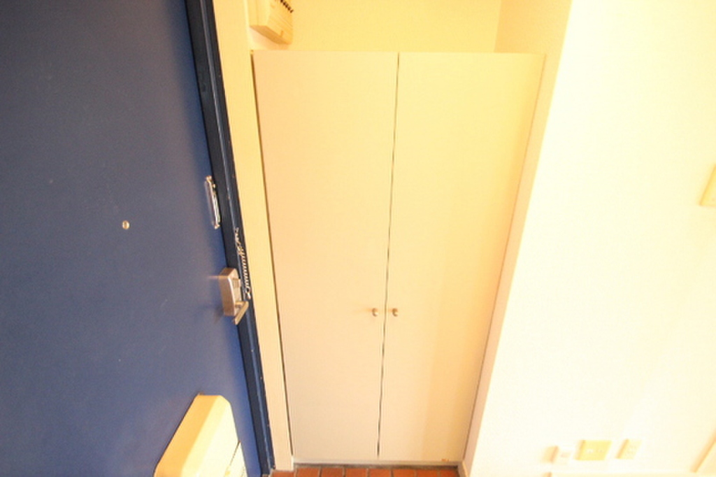 (9/22) 玄関 (9/22) 玄関