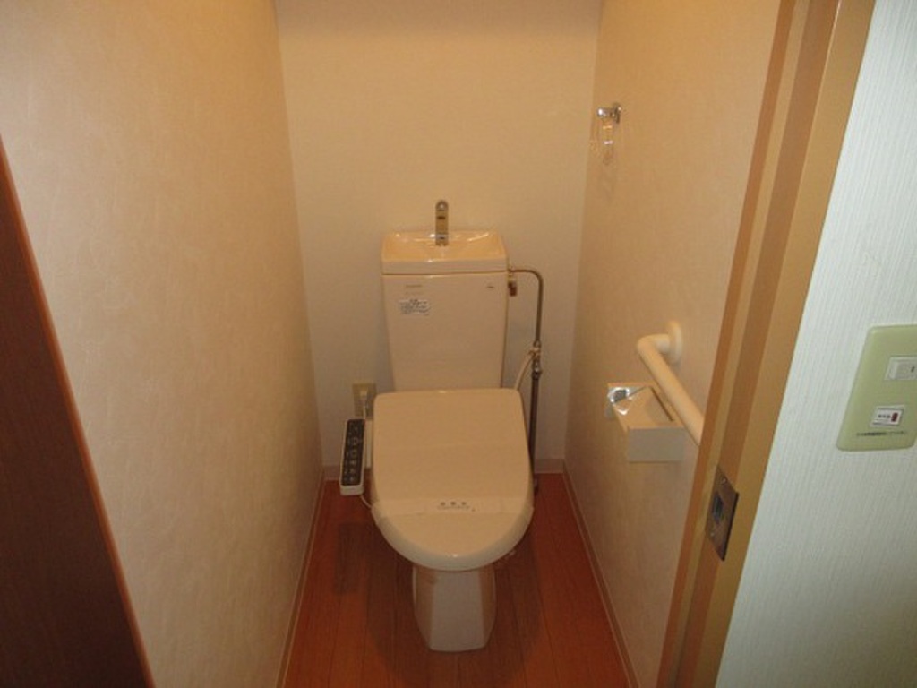 (5/18) トイレ (5/18) トイレ