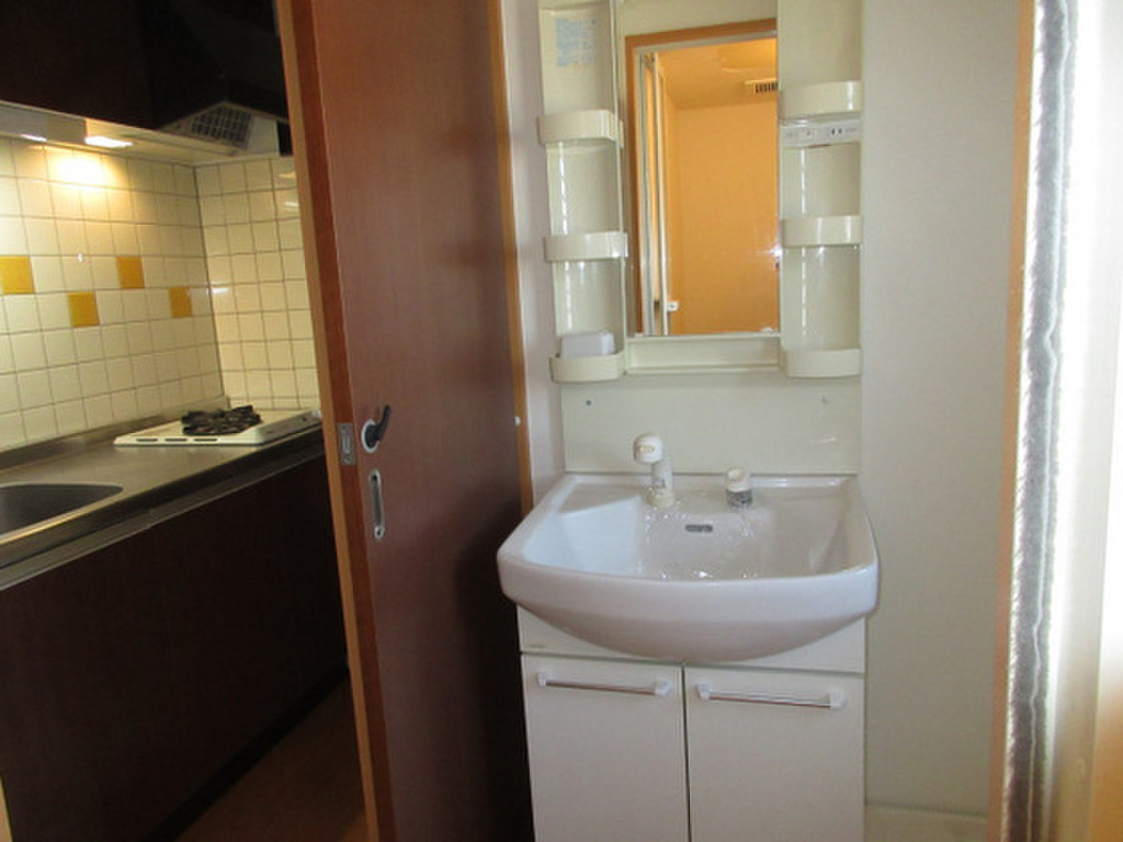 (6/18) 洗面所 (6/18) 洗面所