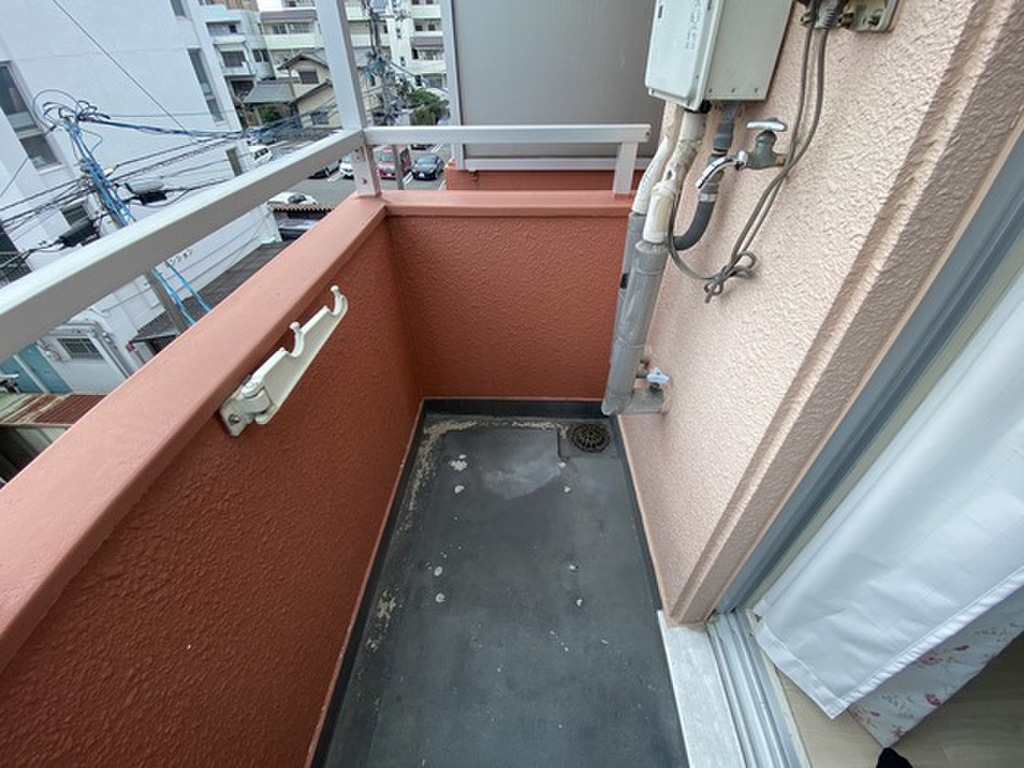 (8/25) バルコニー (8/25) バルコニー