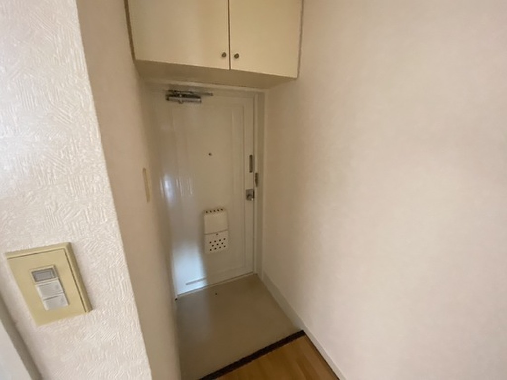 (10/25) 玄関 (10/25) 玄関