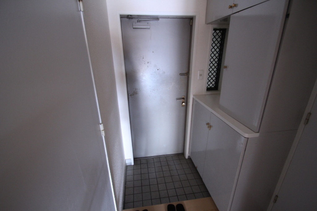 (11/19) 玄関 (11/19) 玄関