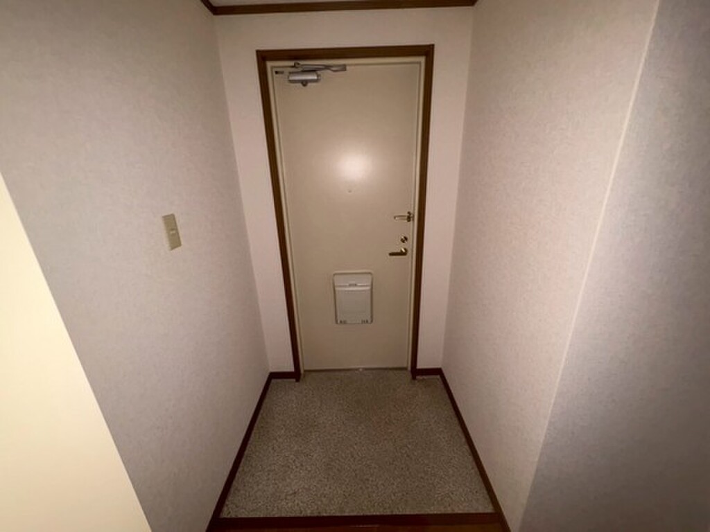 (10/26) 玄関 (10/26) 玄関