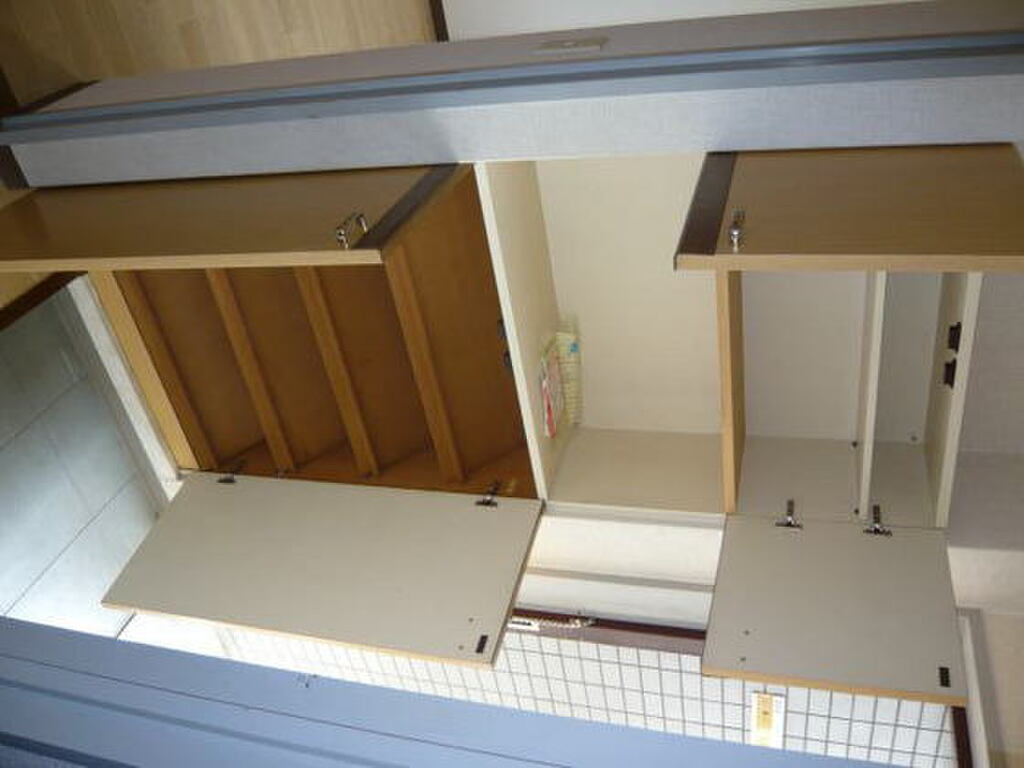 (11/18) 玄関 (11/18) 玄関