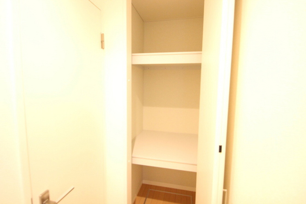 (9/22) 写真は別号室のものです。 (9/22) 写真は別号室のものです。