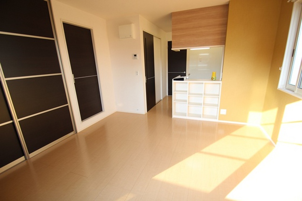 (2/26) 居室・リビング (2/26) 居室・リビング