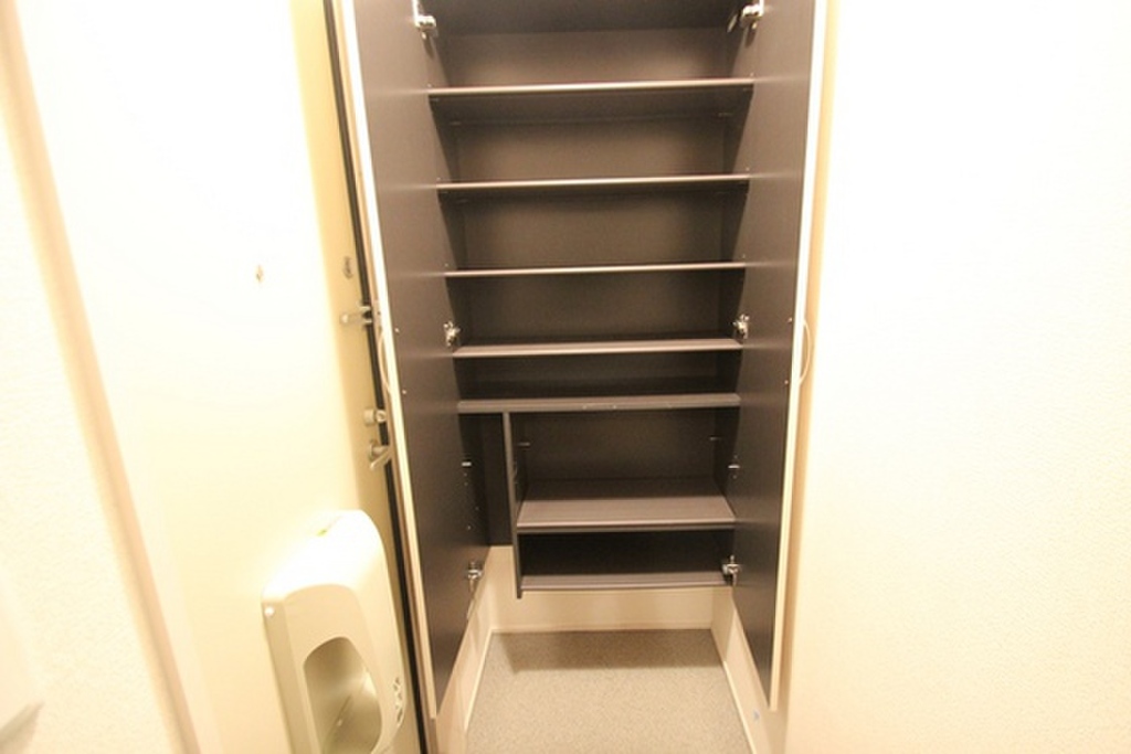 (7/26) 玄関 (7/26) 玄関