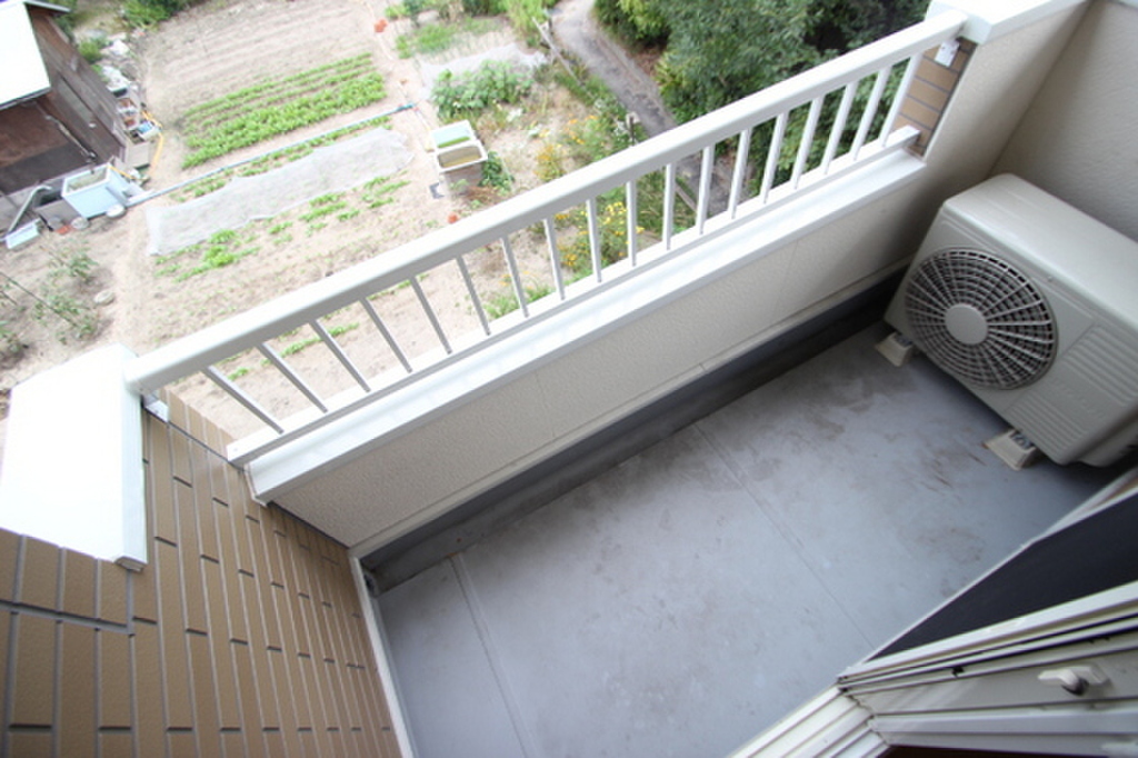 (11/24) バルコニー (11/24) バルコニー