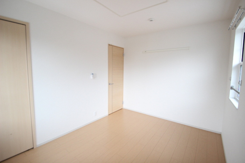 (2/24) 居室・リビング (2/24) 居室・リビング