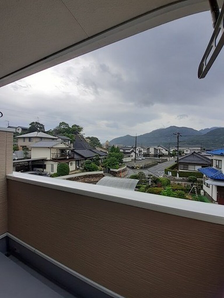 (13/23) 眺望 (13/23) 眺望