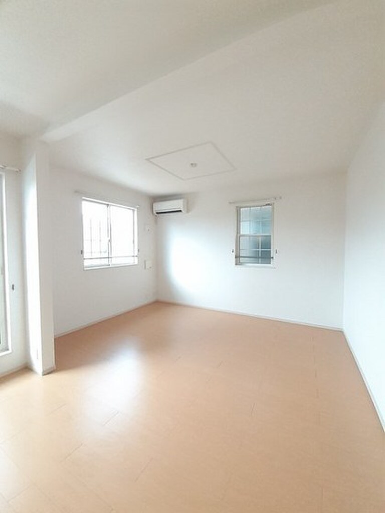 (2/23) 居室・リビング (2/23) 居室・リビング