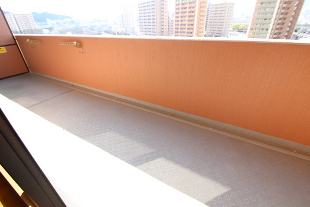 (8/21) バルコニー (8/21) バルコニー