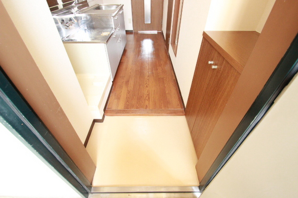 (7/18) 玄関 (7/18) 玄関