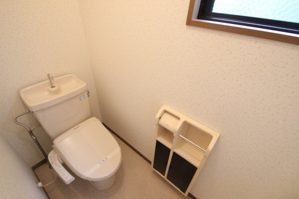 (8/23) トイレ (8/23) トイレ