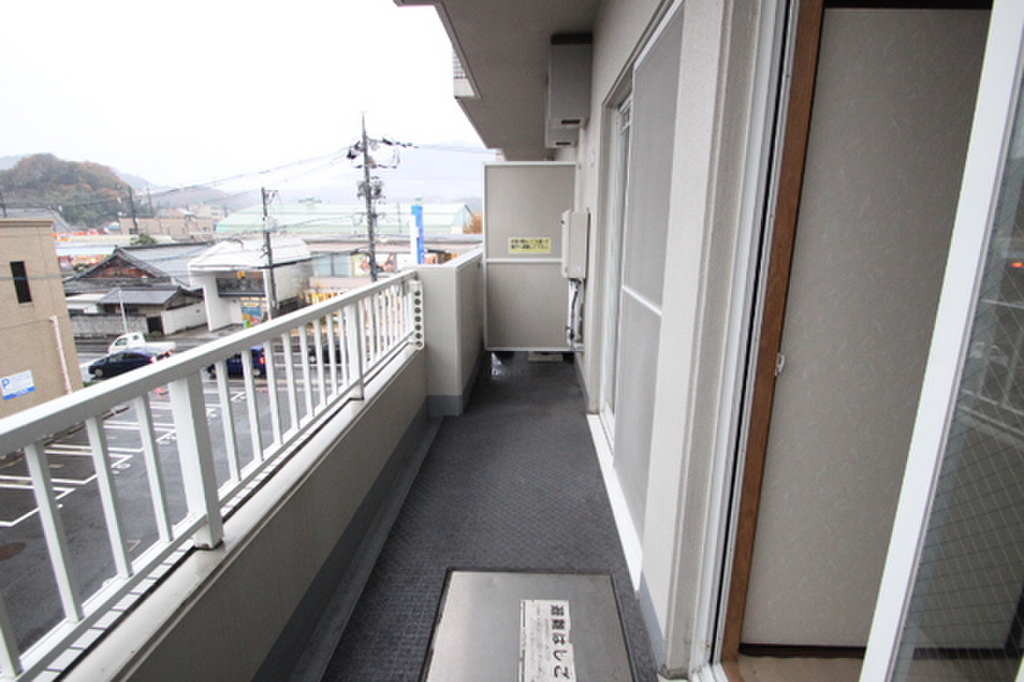 (9/31) バルコニー (9/31) バルコニー