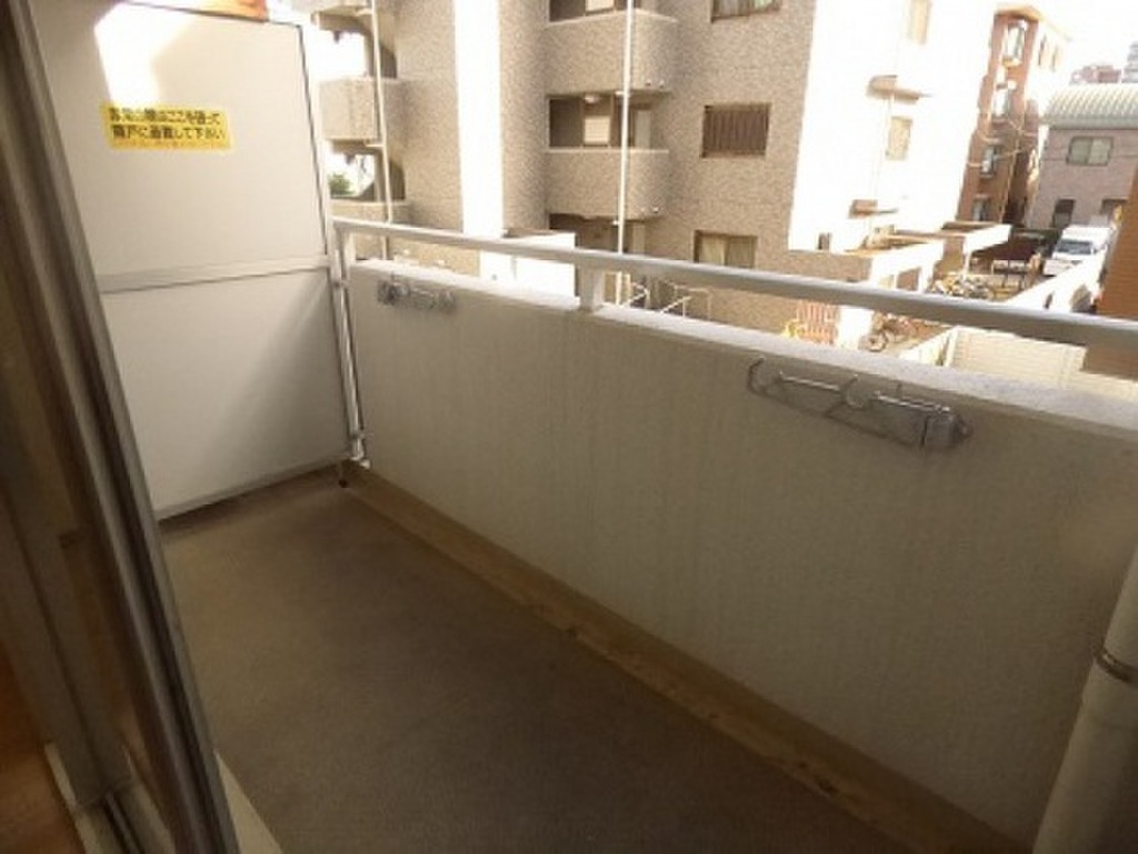 (12/20) バルコニー