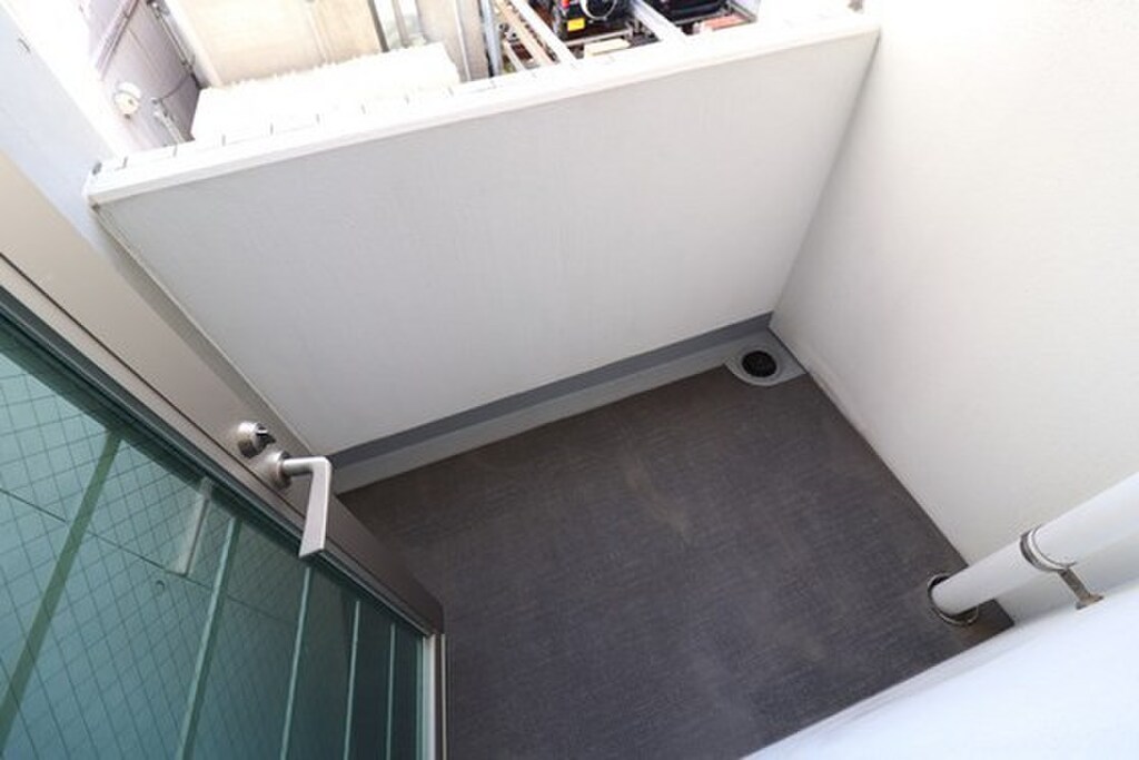 (19/29) バルコニー