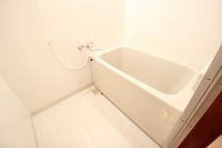 他部屋の写真を使用しております。