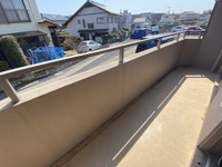 他部屋の写真を使用しております。