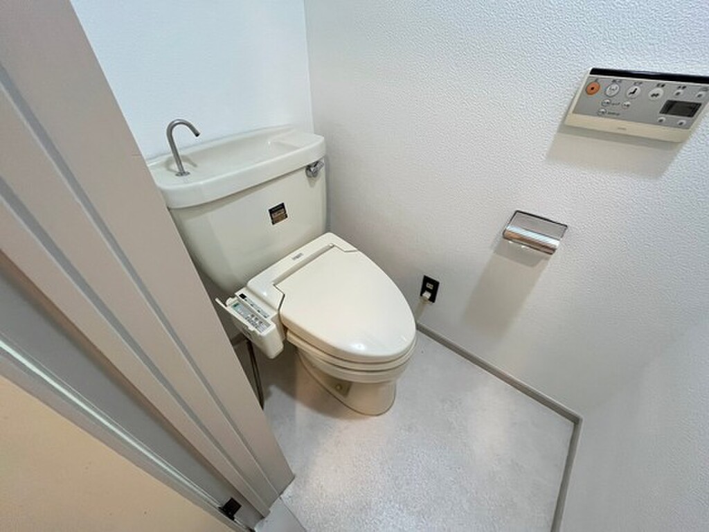 (5/23) トイレ (5/23) トイレ