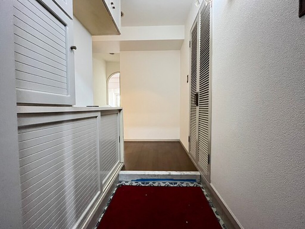 (10/23) 玄関 (10/23) 玄関