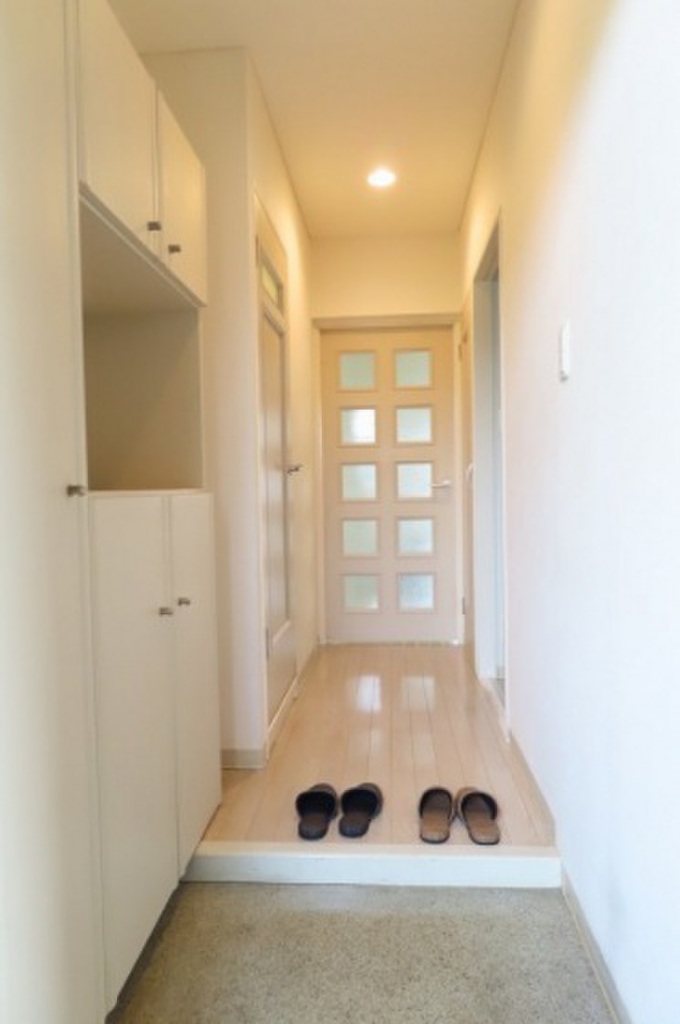 (8/15) 玄関 (8/15) 玄関