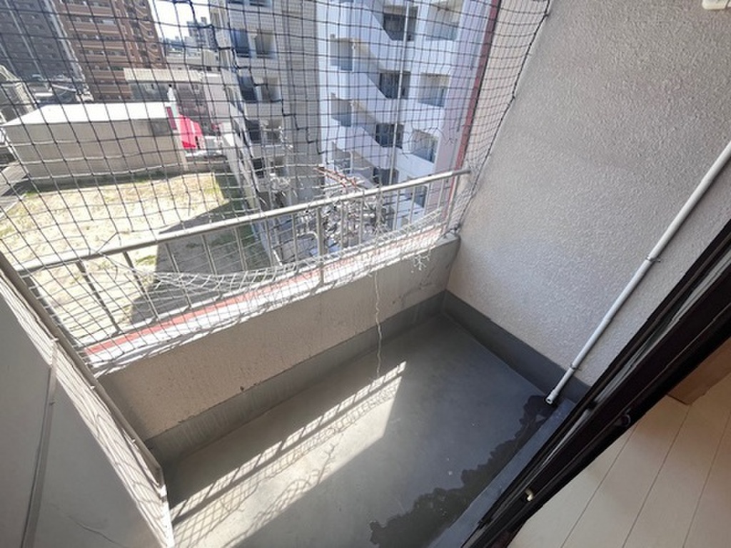 (13/21) バルコニー (13/21) バルコニー