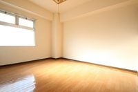 サンローレル平野町