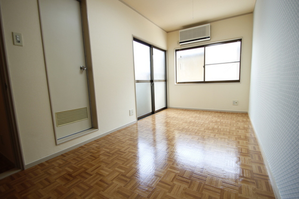 (10/25) 居室・リビング (10/25) 居室・リビング