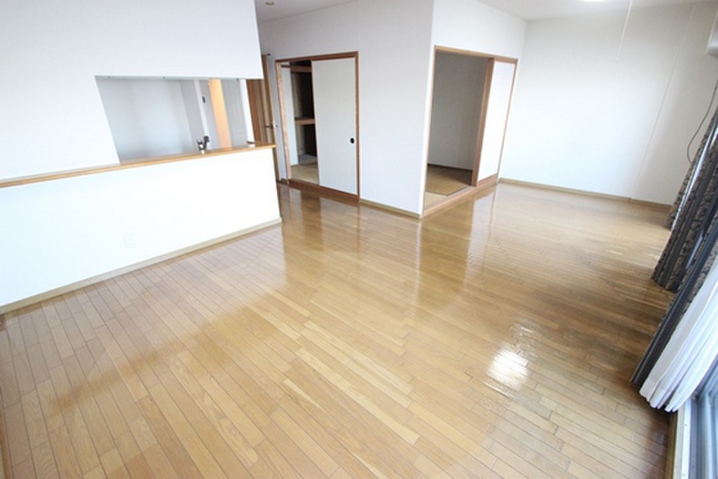 (2/20) 居室・リビング (2/20) 居室・リビング