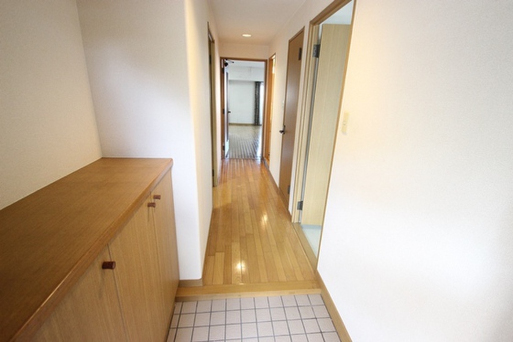 (10/20) 玄関 (10/20) 玄関