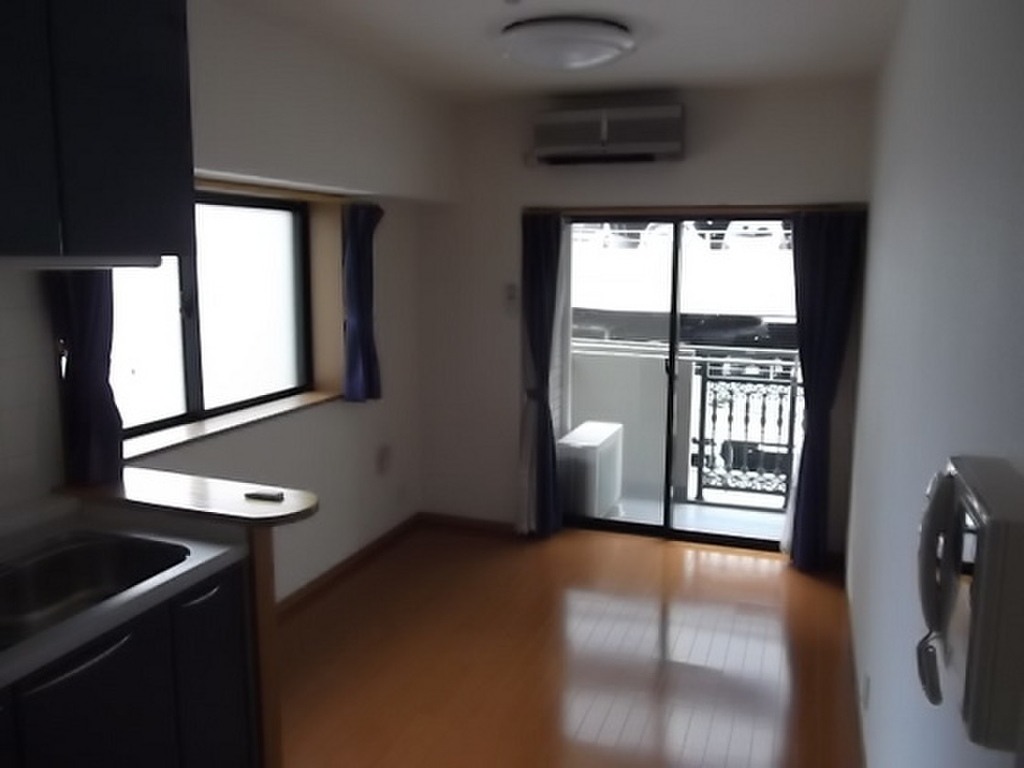 (2/20) 居室・リビング (2/20) 居室・リビング