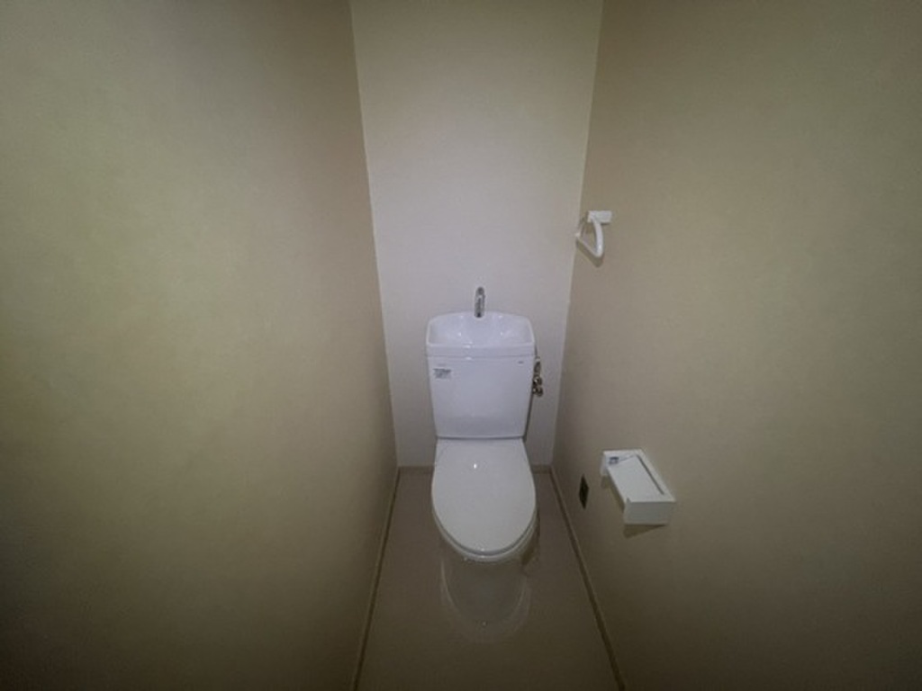 (5/20) トイレ (5/20) トイレ