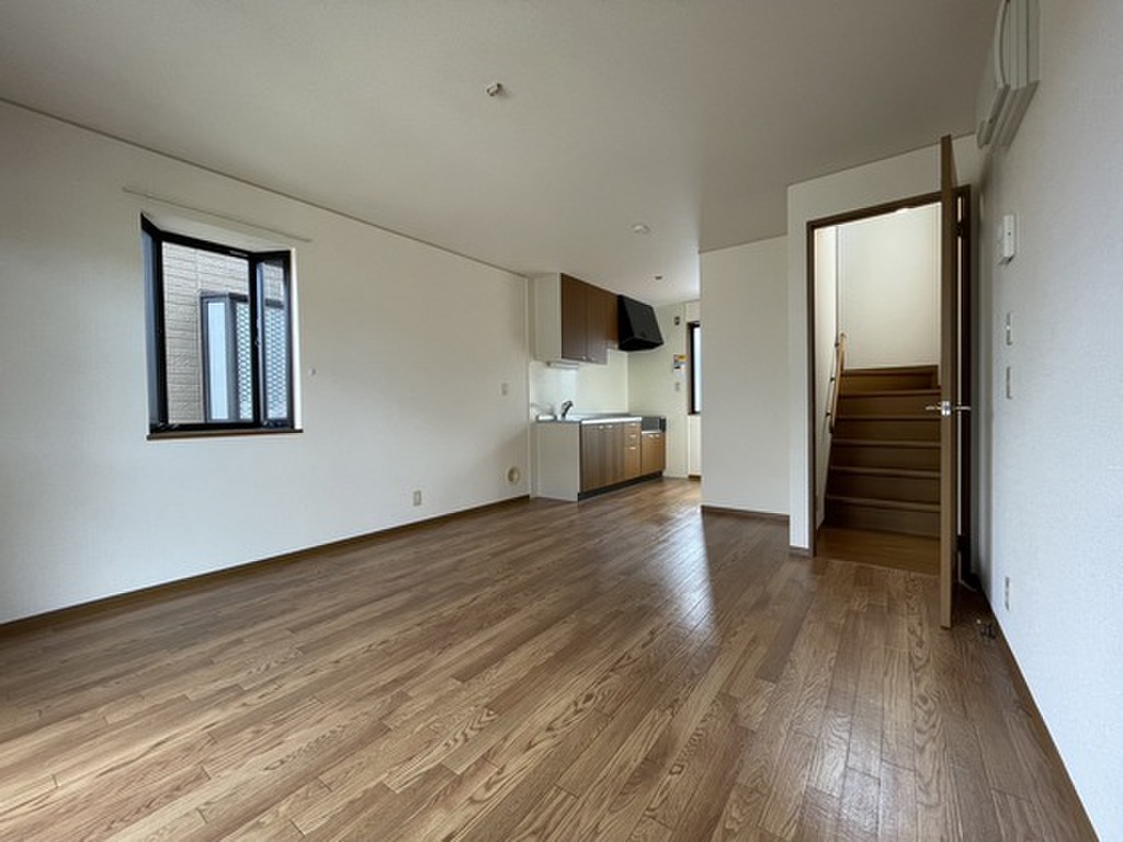 (5/22) 居室・リビング (5/22) 居室・リビング