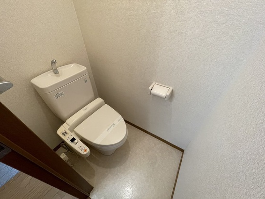 (8/22) トイレ (8/22) トイレ