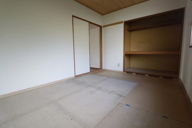 フローラル山根
