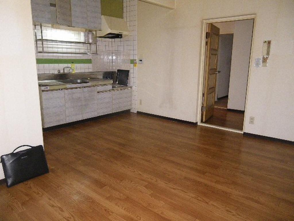 (2/21) 居室・リビング (2/21) 居室・リビング