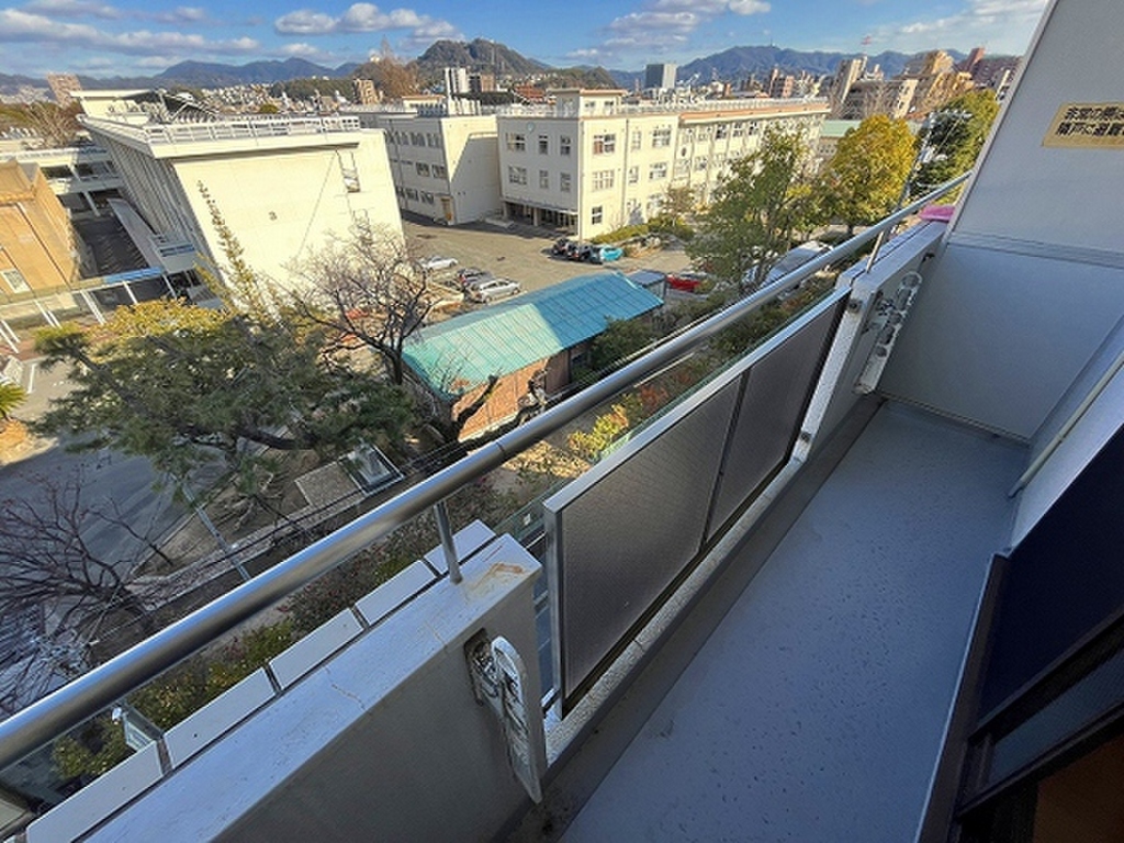 (11/21) バルコニー (11/21) バルコニー