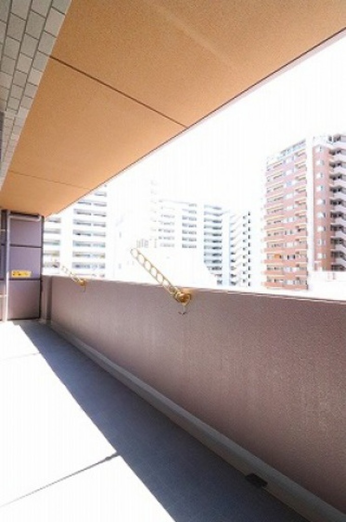 (11/19) バルコニー (11/19) バルコニー